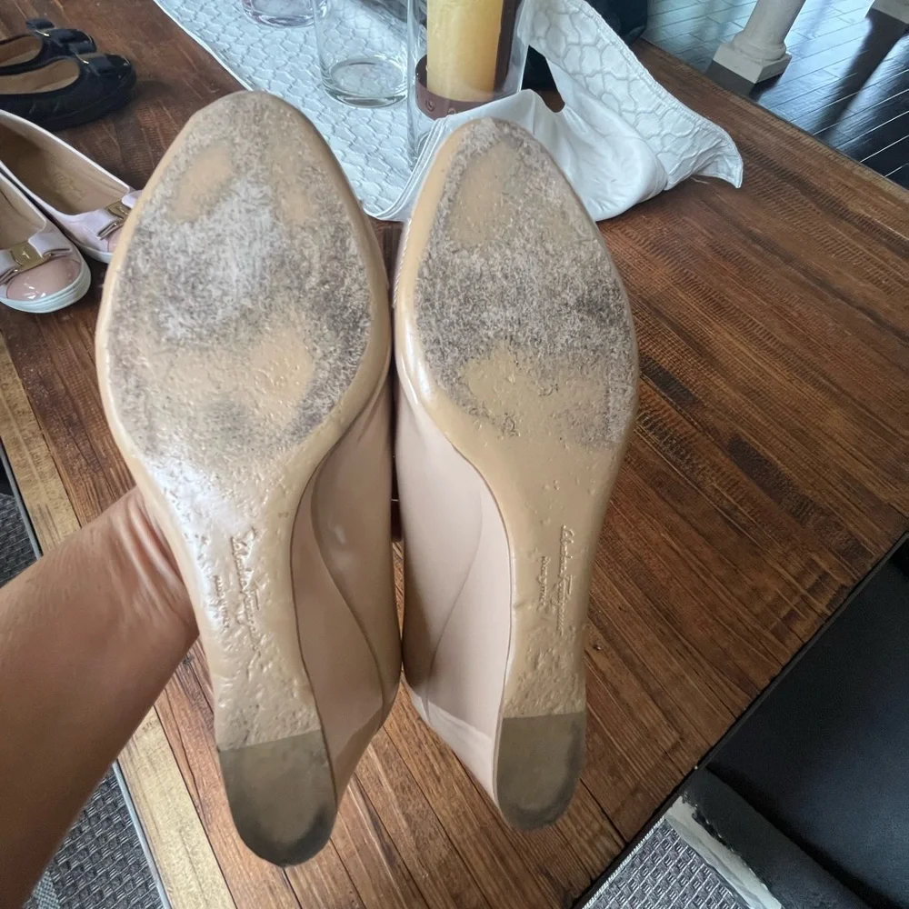 Salvatore Ferragamo Women's Wedges Beige Peep-Toe Shoes - Picture 4 of 10